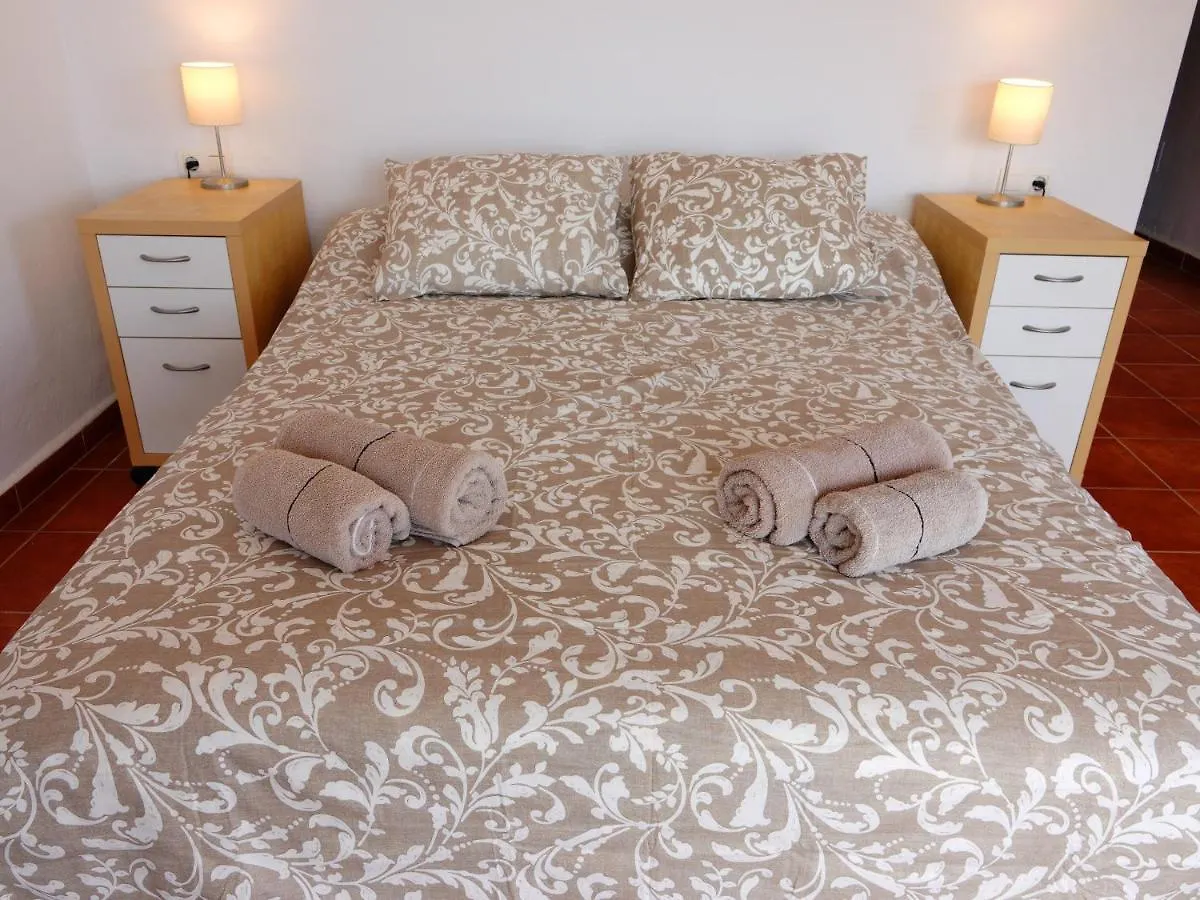 Casa Arts Guest Rooms Alcaucin